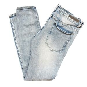 KINDRED Distressed Light Wash Jeans - 36x34